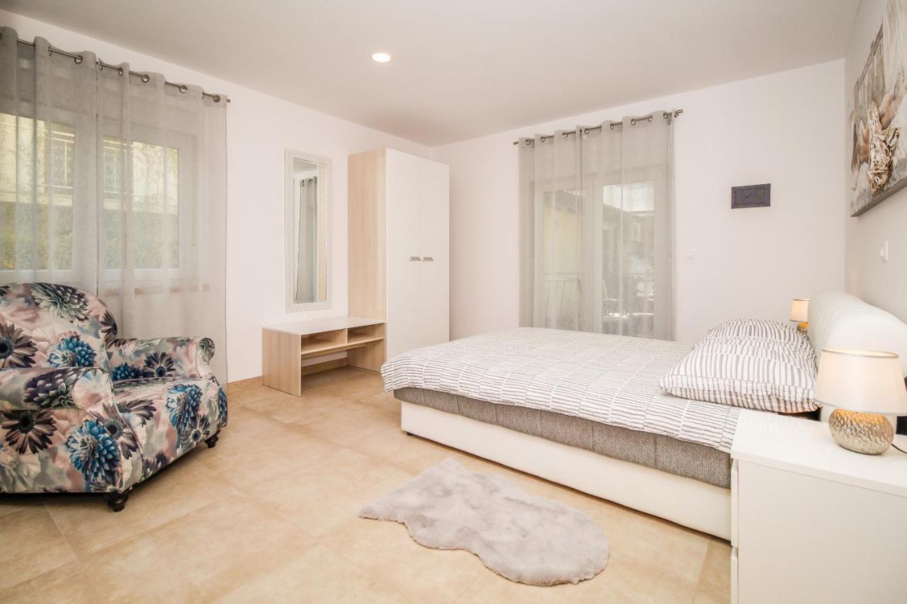 Apartments Balach Poreč Eksteriør billede
