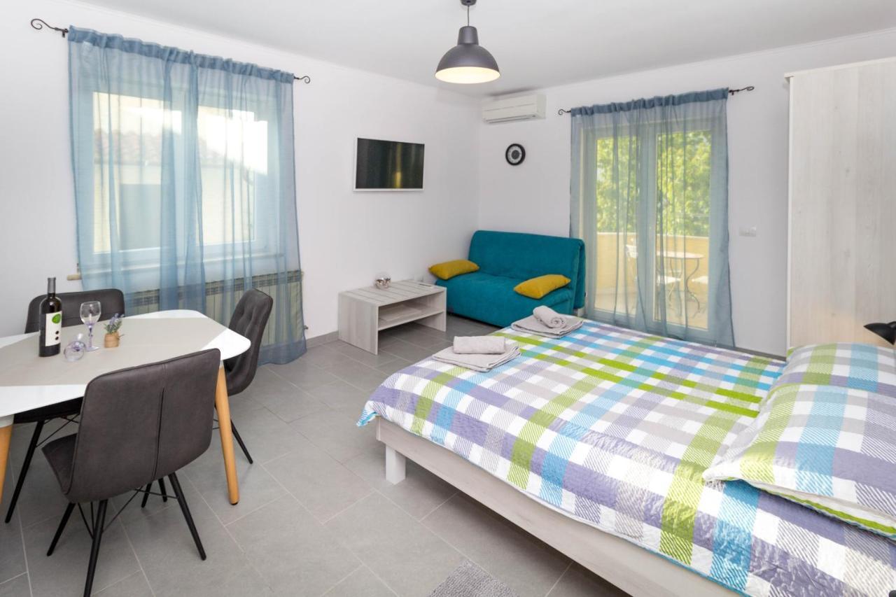 Apartments Balach Poreč Eksteriør billede